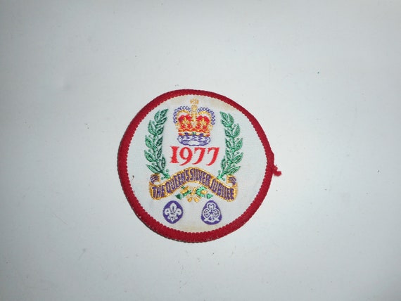 Vintage 70s BSA Boy Scout 1977 The Queen Silver J… - image 2