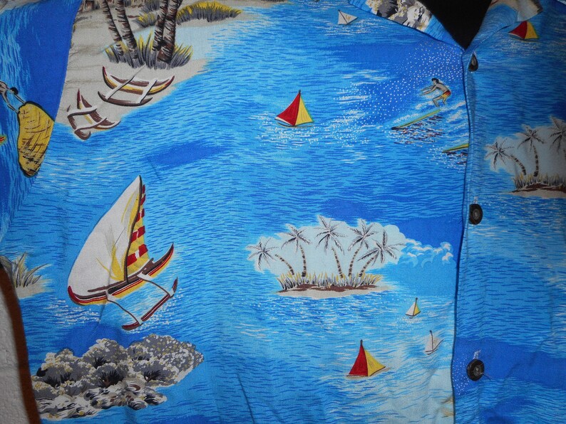 Vintage Rayon Hawaiian Surf Short Sleeve Button Up Shirt Large