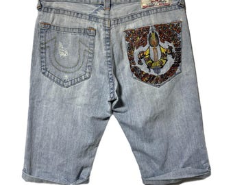 Vtg True Religion Bobby Embroidered Back Pocket Denim Jean Shorts Jorts 36 READ