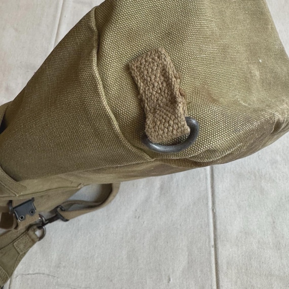 ベトナム戦争時代のアメリカ陸軍M-1936ミュゼットバッグキャンバス