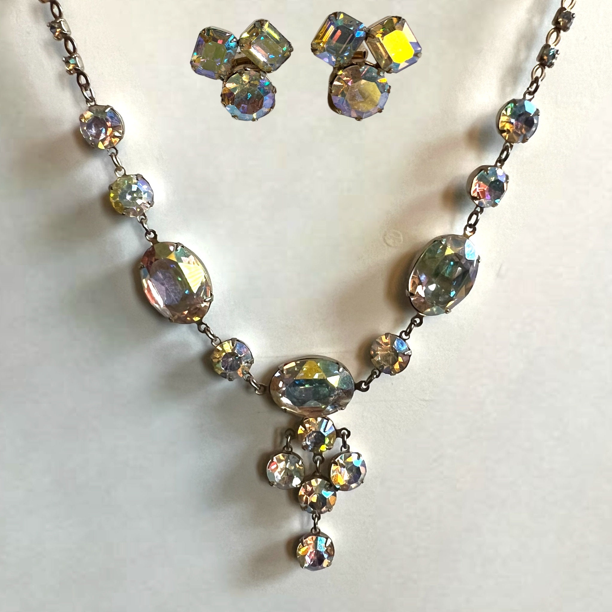 Rhinestone Circle Pin White Beads Aurora Borealis