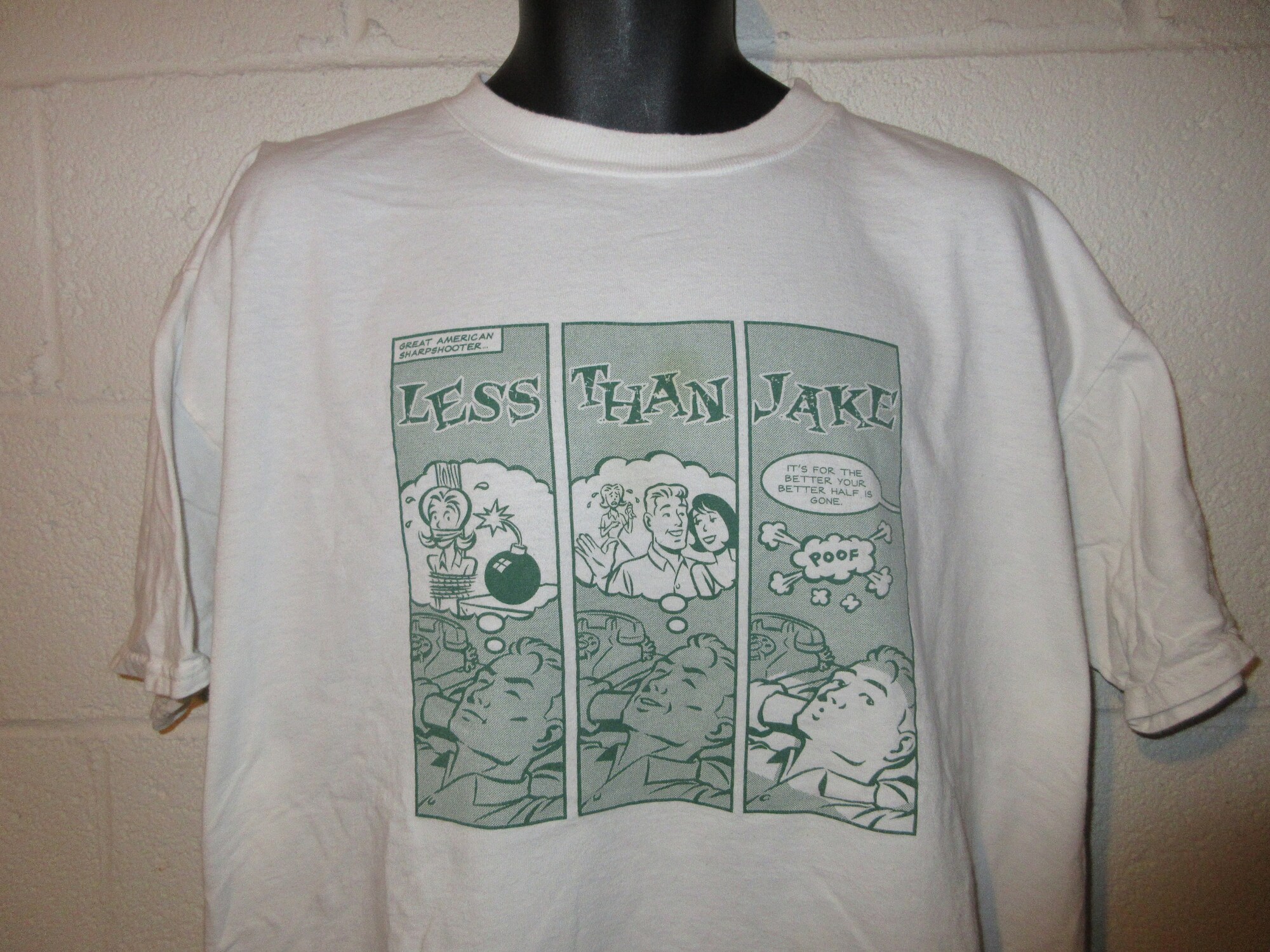 Discover Vintage 90s Less Than Jake Comic Punk Band T-Shirt