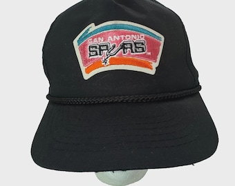 Czapka typu snapback z lat 90. San Antiono Spurs Youngan z cienkim zapięciem na rzep