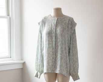 Size L, 1980s Silky Mint Sage Squiggle Blouse by Liz Claiborne / LS182