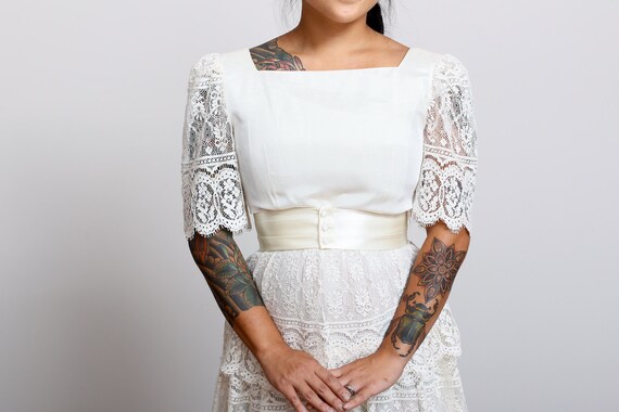 Size S, 1970s Spanish Style Layered Lace Cream Bo… - image 3