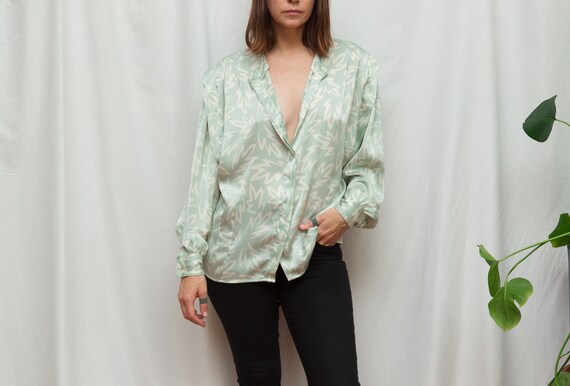 Size L, 1980s Silky Mint Sage Squiggle Blouse by … - image 7