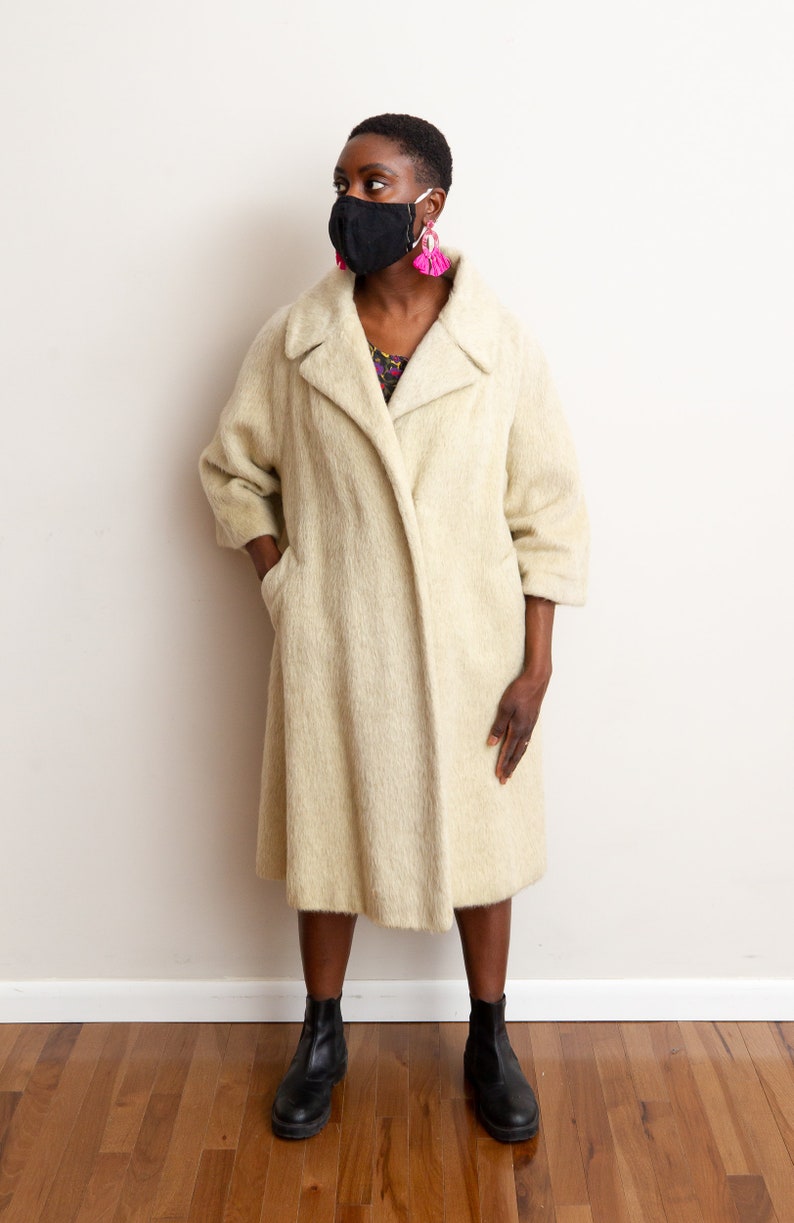 Size ML 1950s Cream Wool Swing Coat