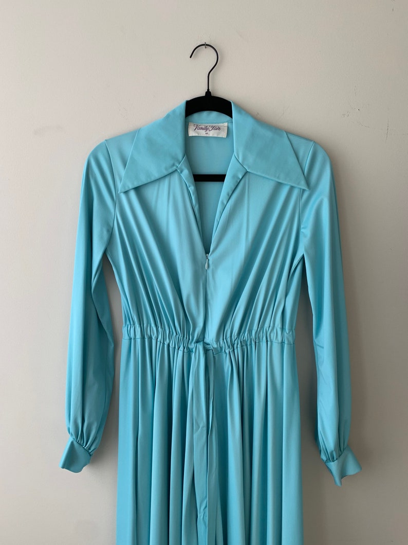 Size M/L, 1970s Iris Blue Long Sleeve Tie Waist Night Dress image 5