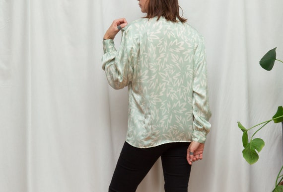 Size L, 1980s Silky Mint Sage Squiggle Blouse by … - image 6