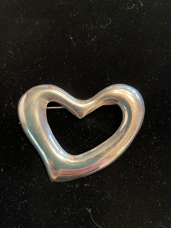 Sterling heart pin