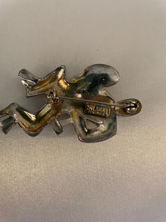 Silson pin circa 1940 - image 3