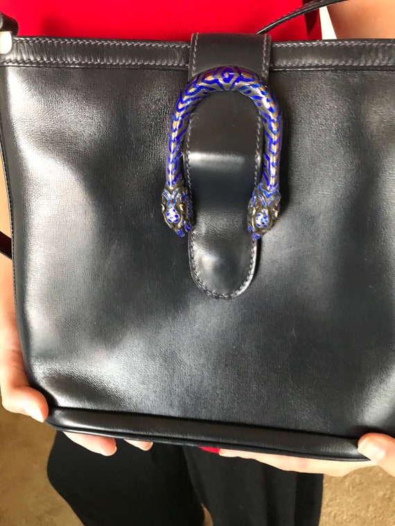 Gucci Tiger Clasp Navy Blue Leather Purse - image 5