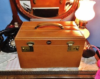 Vintage Charming Shortrip Brown Mirrored Luggage Train Case with Separate Jewelry Case