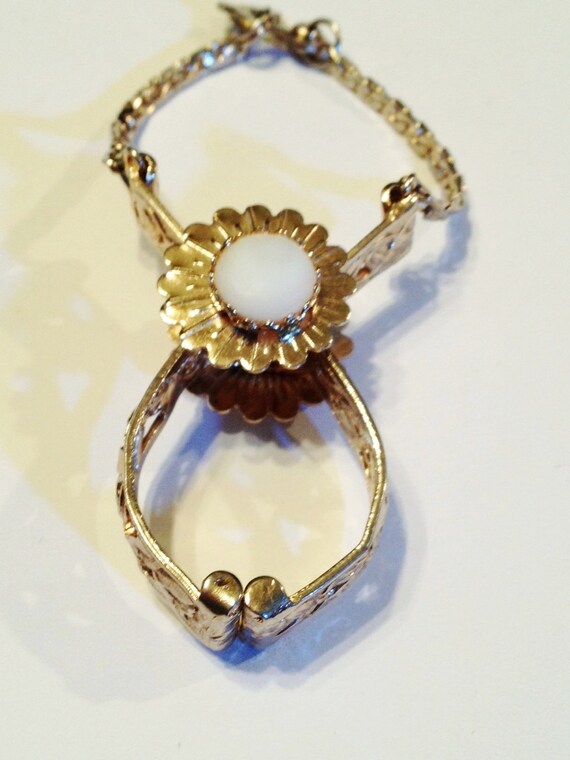 Vintage Glove Clip Gold Tone with Mother of Pearl Cabochon and Etsy