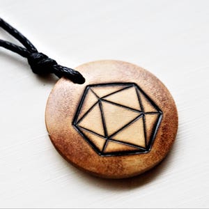 D20 Würfel Halsketten Anhänger, D&D Schmuck für Ihn, Personalisiertes Gamer Geschenk für Männer