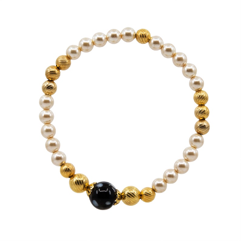 Pearl Conta Di Ojo Ilsa Bracelet Handmade in New York by Alzerina Jewelry 2