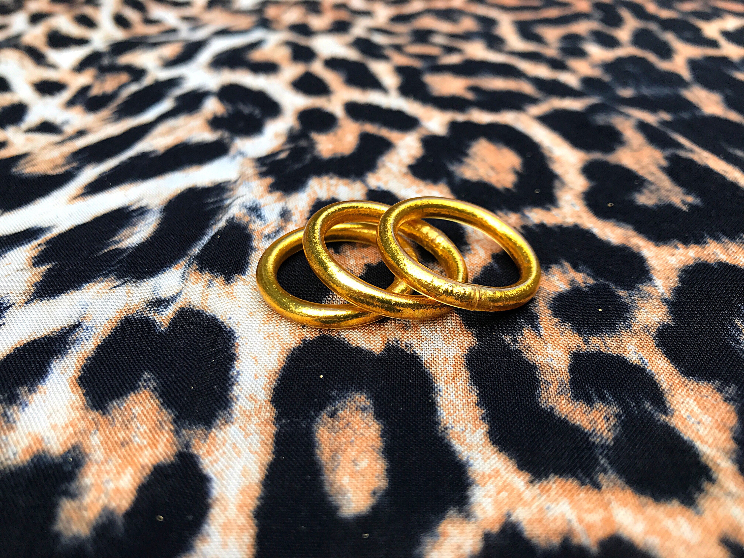 Thai gold deals ring price