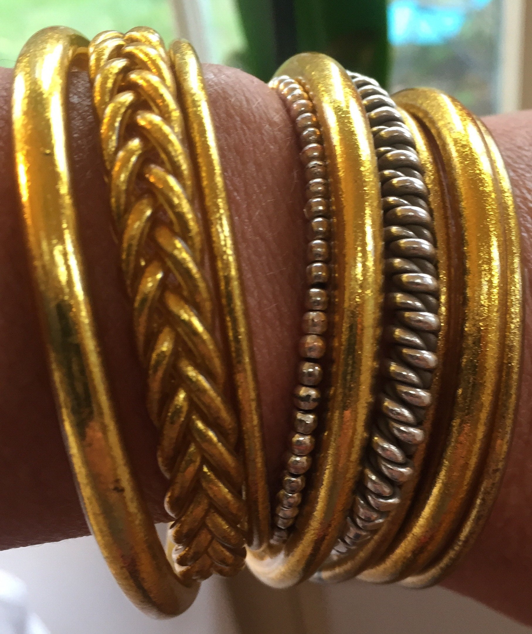Geflochtenes Blattgold-Armband Für Damen – Buddhistisches Glücksarmband, Wasserdicht, 6,2 Cm Innendurchmesser