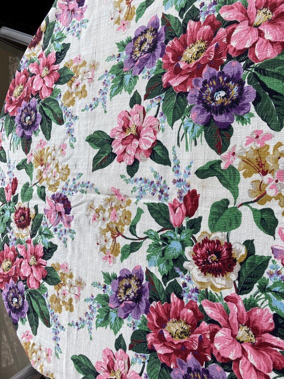 Vintage Bark Cloth, "Bouquet of Flowers", circa latter 40's to 1950's ...WOW!