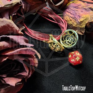Rose Mini d20 Necklace