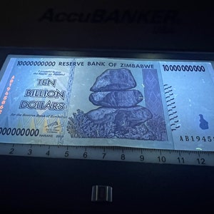 Lot Of 50 Zimbabwe 10 Billion Dollar Banknotes - 2008 Currency, Circulated
