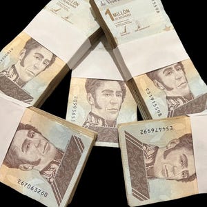 500x Venezuela 1 Million Bolivar Soberano Banknotes Bundle Bolivares Half Brick