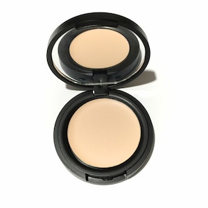 SOFT IVORY Organic Based Natural Concealer Cream