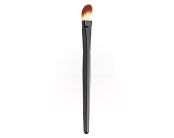 Angled FOUNDATION BRUSH Makeup Concealer Brush