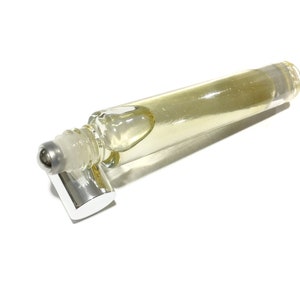 SNUGGLE WEATHER Essential Oil Natural Perfume Glass Roller