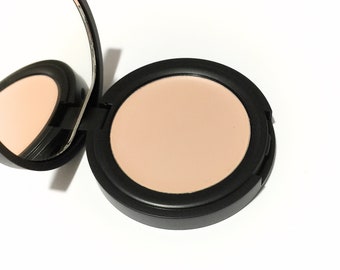 BARE SKIN Organic Based Natural Concealer Cream