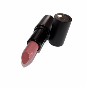 FLIRTY Natural VANILLA Mineral Lipstick