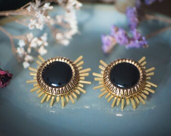 Old button earrings - stainless steel and brass 34 mm - black and gold vintage button - glass paste - Solare Eva