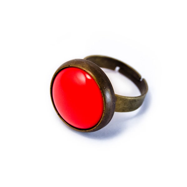 Petite bague rétro rouge