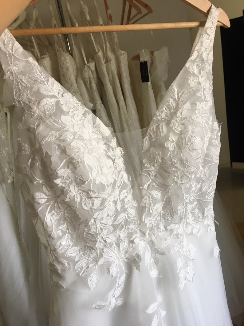 Floral Lace Vine Wedding Dress for Garden Weddings Open Back - Etsy
