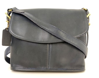 Authentic COACH USA Bonnie Cashin Navy Blue Genuine Leather flap boho mail man cross body shoulder bag purse vintage
