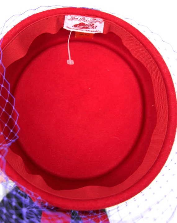 True Vintage Red 100% Wool With Purple Blue Veil and Bow  display picture 1