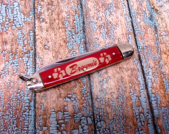 19601973 Official Brownie Scout Kutmaster Red USA Pocket Knife Girl
