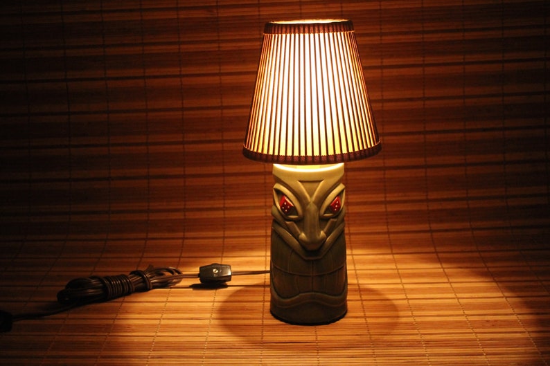Thurston Howl Frankies Tiki Room Mug Lamp With Wood Stick Shade