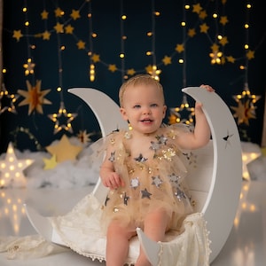 Twinkle Stars Photography Backdrop - New Years Eve Black & Gold Stars, Holiday Celebrate, Countdown, Photo Booth, Cake Smash