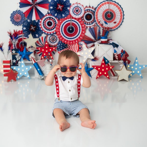 Patriotic Pinwheels Photography Backdrop - Firework, USA, Flag, Red White & Blue, America, Americana, 4th of July, Rustic, Vintage, Liberty