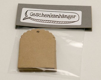 Gift tags from kraft carton A7