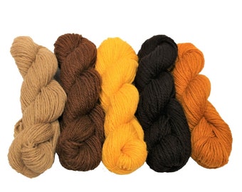 5 skeins set of 100% Latvian wool  - Nr.1 - Golden Brown