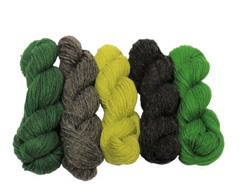 5 skeins set of 100% Latvian wool  - Nr.8 - Greens and Grays