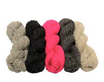 5 skeins set of 100% Latvian wool  - Nr.5 - Gray with bright Fuchsia