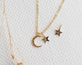 Personalisierte Kette mit Mond und Sternen Anhängern, Initialen Kette