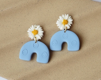 Daisy polymer clay earrings, floral earrings, happy smileys, lightweight statement earrings, smiley jewelry