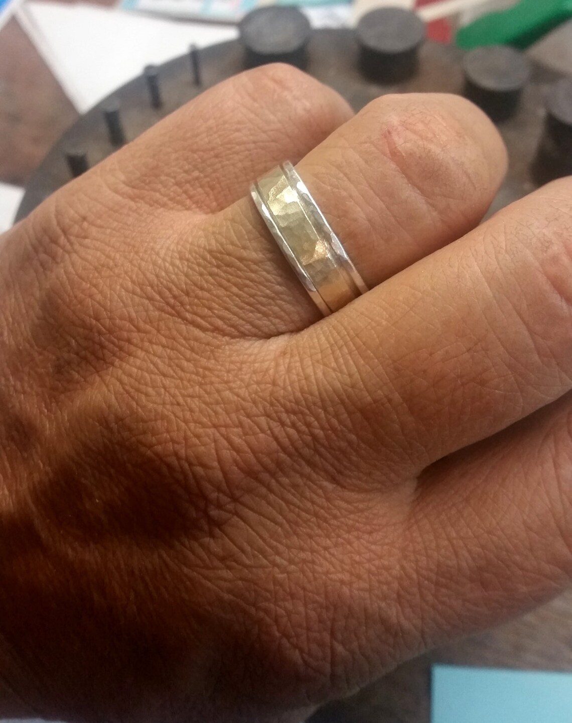 Gold spinner men's ring men's wedding band hammered | Etsy