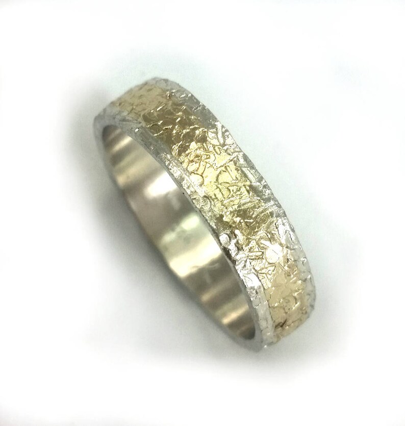 Roughly hammered sterling silver and gold wedding ring for men, handmade wedding band, unisex ring, rustic texture, unique design, ilanamir image 3