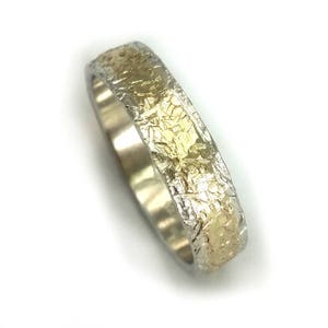 Roughly hammered sterling silver and gold wedding ring for men, handmade wedding band, unisex ring, rustic texture, unique design, ilanamir image 6