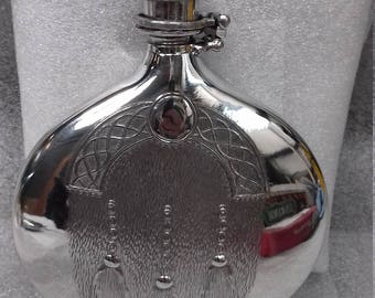 6oz Original sheffield pewter Sporran flask embossed in a  traditional style